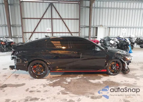 2025 Hyundai Elantra N z USA, uszkodzony, nr VIN KMHLW4DK3SU032253